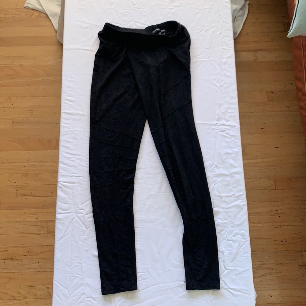 Brandy Melville leggings
